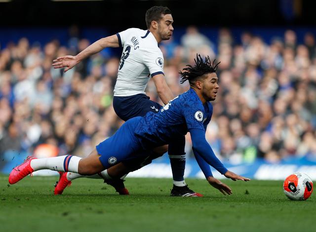 意甲对阵第30支球队球门，劳塔罗当选国米4-0科莫全场最佳（劳塔罗攻破意甲生涯第30支对手球门，荣膺国米4-0科莫全场最佳）