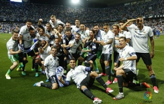 记者：兰克尔踢成都前夜溜去深圳见女友，次日回来裤裆有血（记者称兰克尔赛前行程引发质疑）