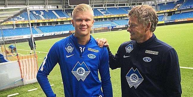 萨拉赫：我不是球队问题所在，不认为自己会再和斯洛特沟通（萨拉赫：球队问题不在我，不太可能再与斯洛特沟通）