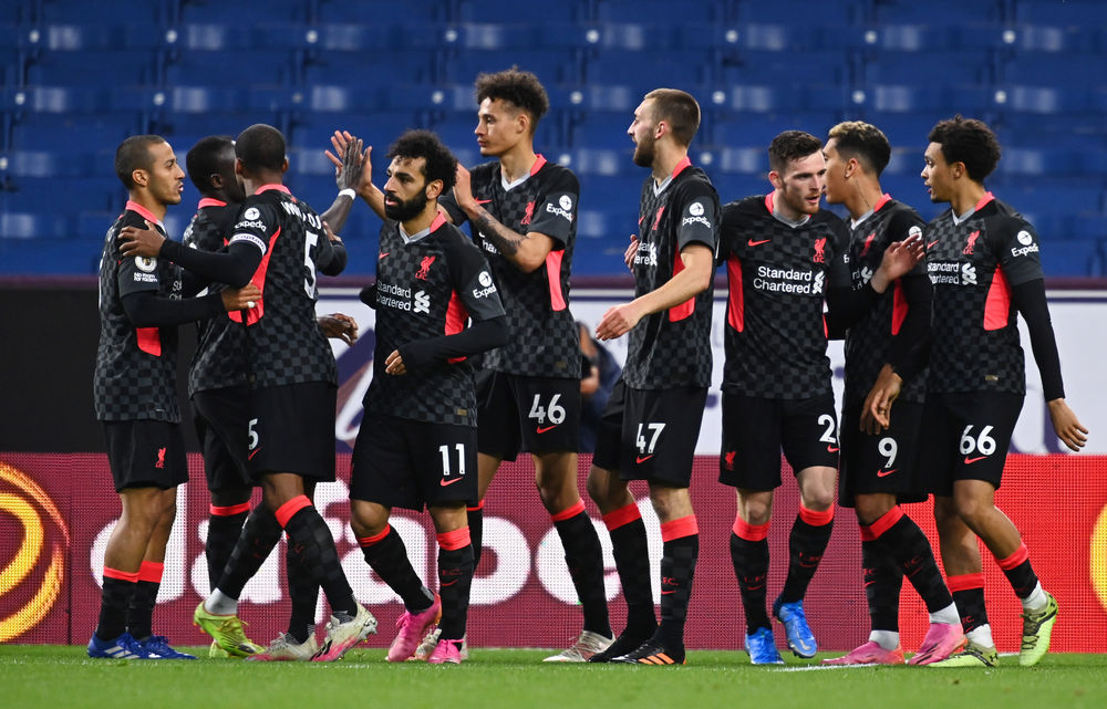 记者：阿莫林组建新的领导小组，包括B费、马奎尔、利马等人（记者：阿莫林打造全新领袖小组，B费、马奎尔、利马在列）