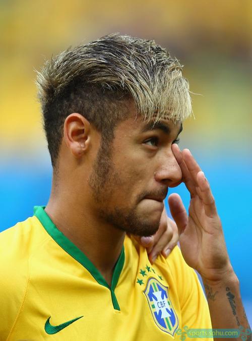 赵睿缺席首秀，北京首钢四战三败提前出局（赵睿首秀未出战，北京首钢四场仅一胜提前淘汰）