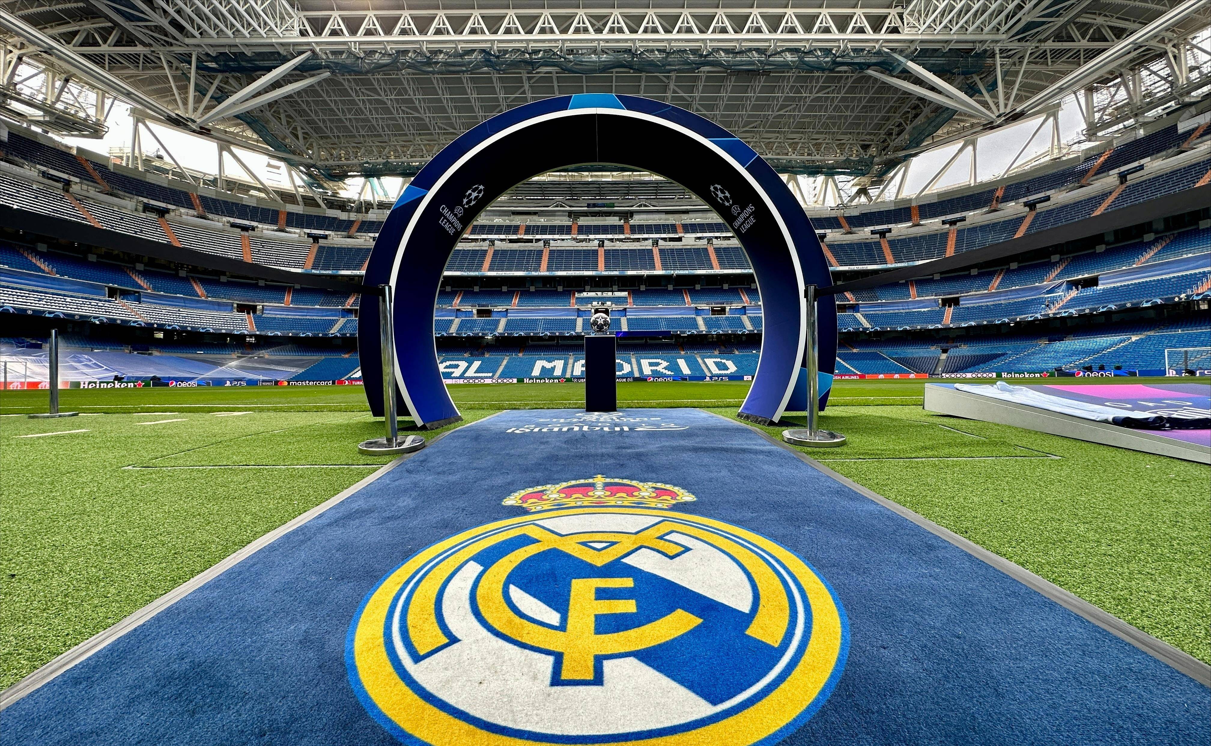 领衔声援加沙，巴斯克代表队和加泰代表队队长都来自皇家社会（巴斯克与加泰代表队队长同属皇家社会，领衔声援加沙）