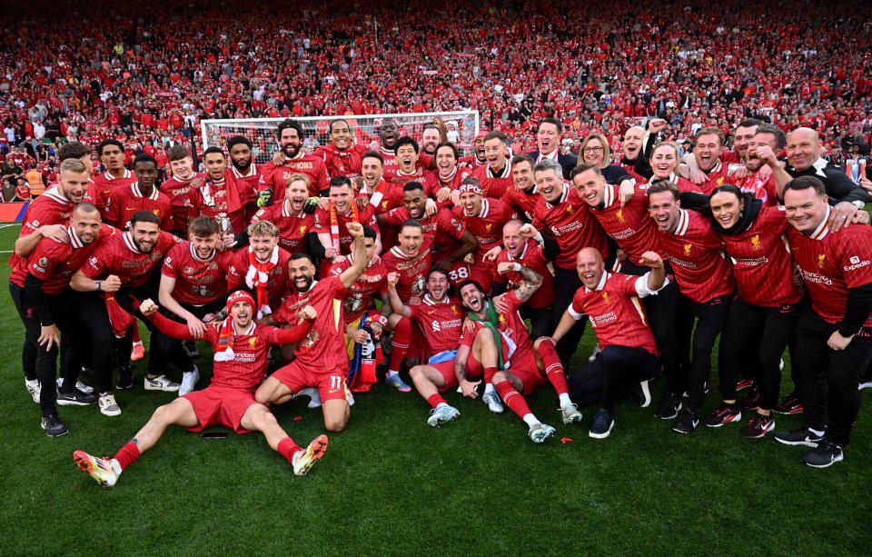 利雅得胜利2-1逆转费哈，C罗双响+补时第14分钟点射绝杀（C罗梅开二度补时第14分钟点球绝杀，利雅得胜利2-1逆转费哈）