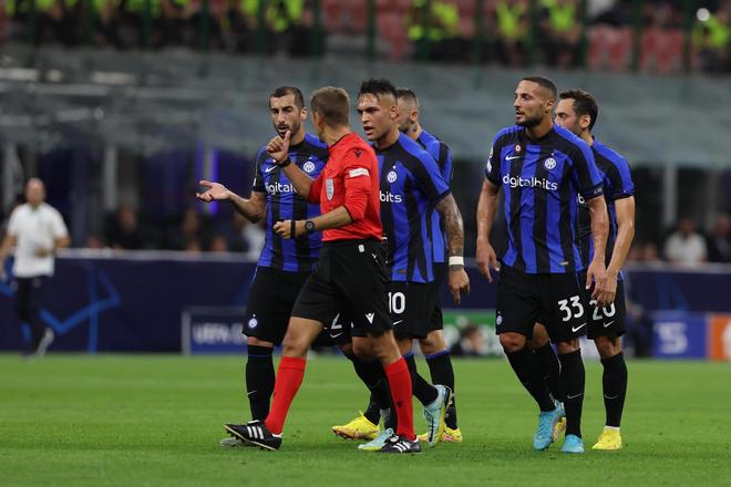 2026世界杯分组抽签结果出炉：强队云集的死亡之组来袭！（2026世界杯小组抽签揭晓：豪强扎堆，死亡之组来袭）